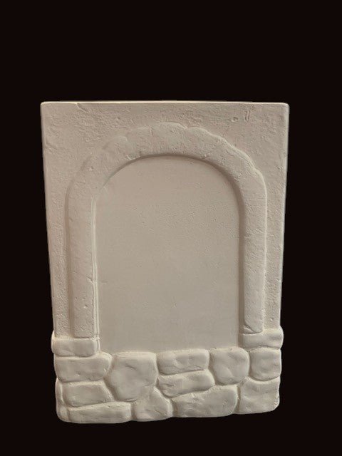 IMG_5348_1.jpg Arch Window Planter