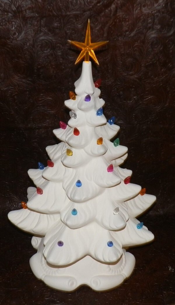 atlantic_tree_3.jpg 15" Atlantic Christmas Tree with Medallion Base