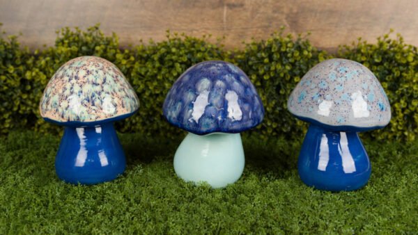 6" Garden Mushroom